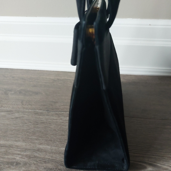 Salvatore Ferragamo Vara bow black suede bag. Top handle bag plus crossbody bag - Picture 6 of 13